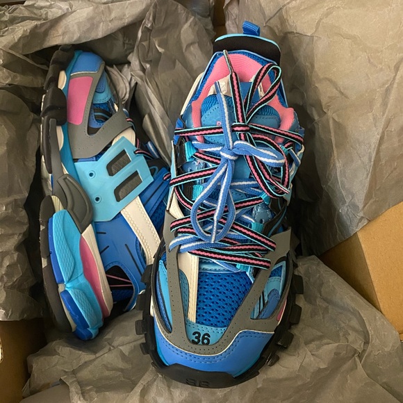 size 6 balenciaga shoes